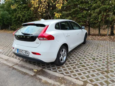 Volvo V40 (2016) bérautó — Nyíregyháza — 6. kép