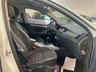 Renault Laguna 3 (2012) bérautó — Nyíregyháza — 10. kép