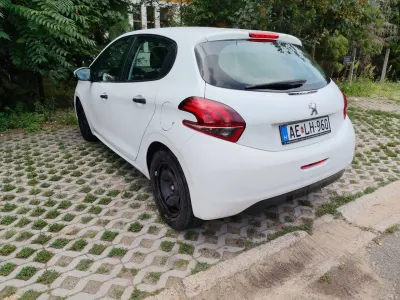 Peugeot 208 (2018) bérautó — Nyíregyháza — 3. kép