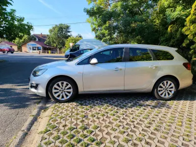 Opel Astra J (2015) bérautó — Nyíregyháza — 2. kép