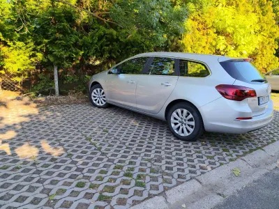 Opel Astra J (2015) bérautó — Nyíregyháza — 4. kép