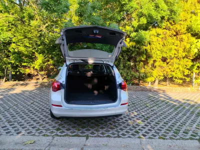 Opel Astra J (2015) bérautó — Nyíregyháza — 5. kép