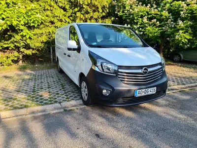 Opel Vivaro (2016) bérautó — Nyíregyháza — 7. kép