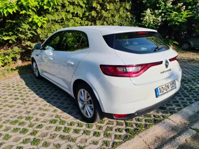 Renault MeganeIV 5ajtó (2016) bérautó — Nyíregyháza — 3. kép