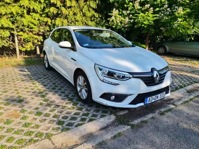 Renault MeganeIV 5ajtó (2016) bérautó — Nyíregyháza — 9. kép